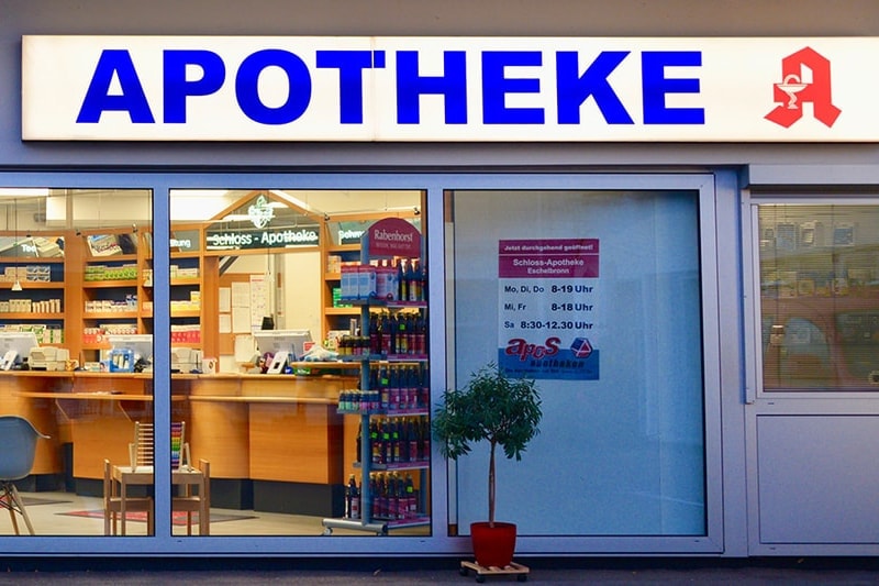 Schloß-Apotheke Eschelbronn, Industriestraße 7 in Eschelbronn
