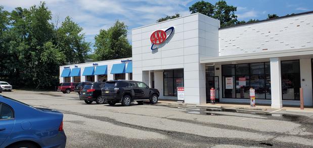 Images AAA Bob Sumerel Tire & Service - Middletown