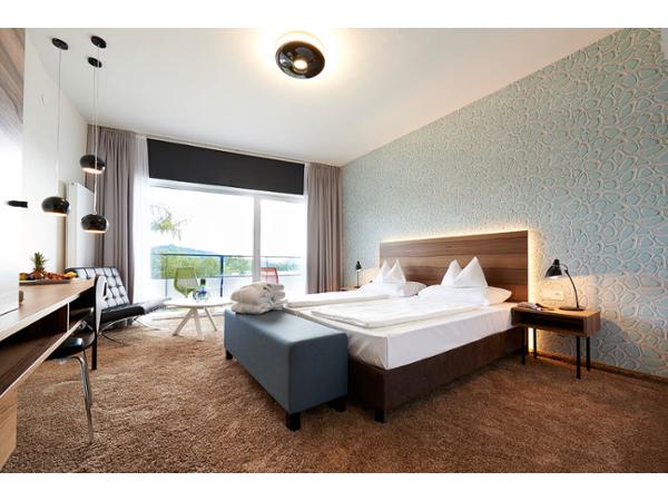 Parkhotel Pörtschach, Hans-Pruscha-Weg 5 in Pörtschach am Wörther See