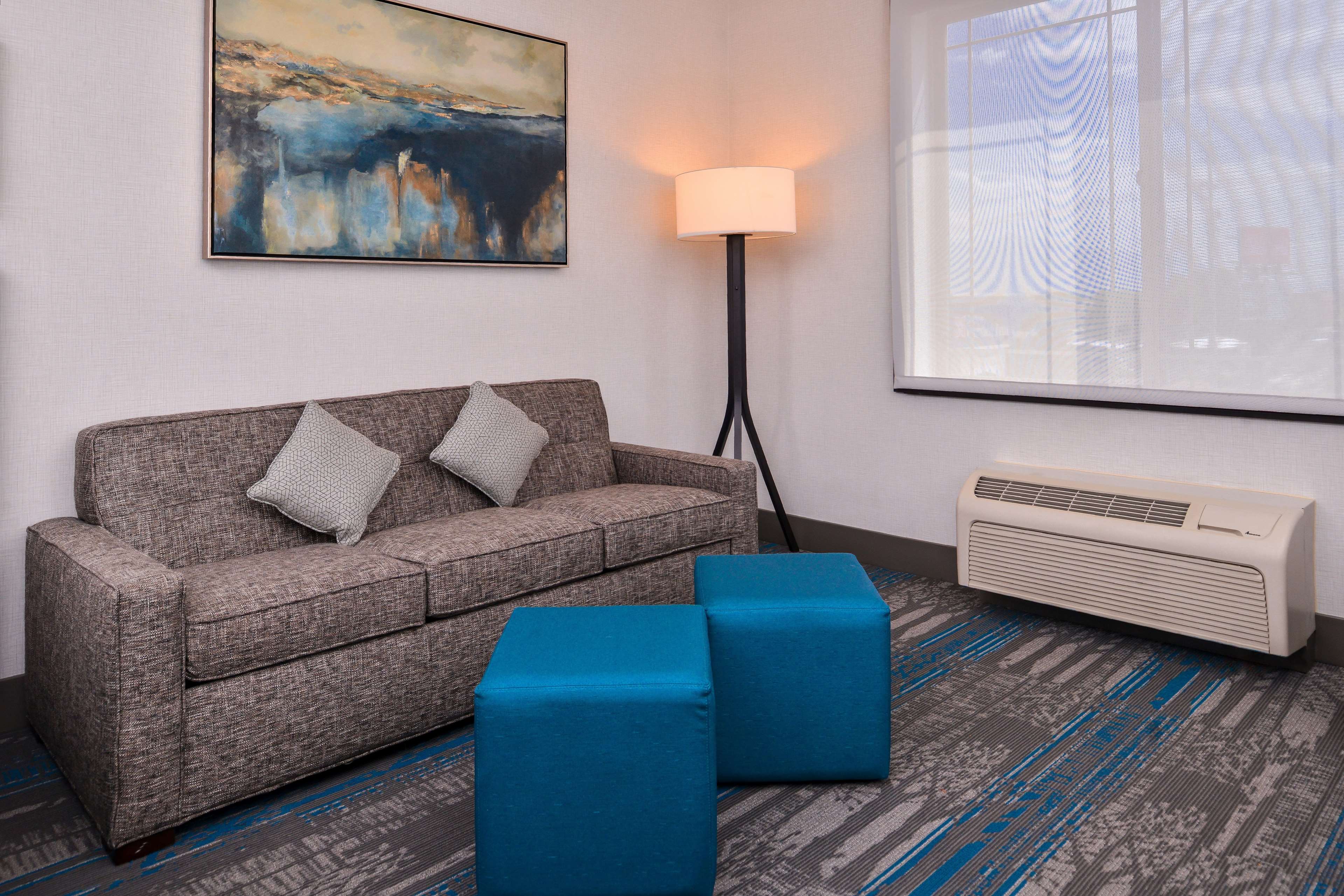 Guest room