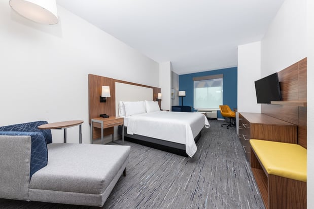 Images Holiday Inn Express & Suites Houston S - Medical Ctr Area by IHG