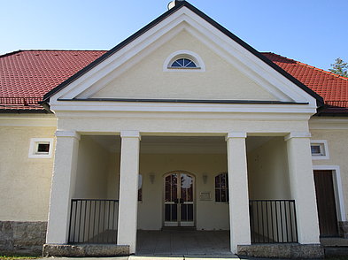 Bild 5 Bestattungsinstitut Monika Pregler in Erbendorf
