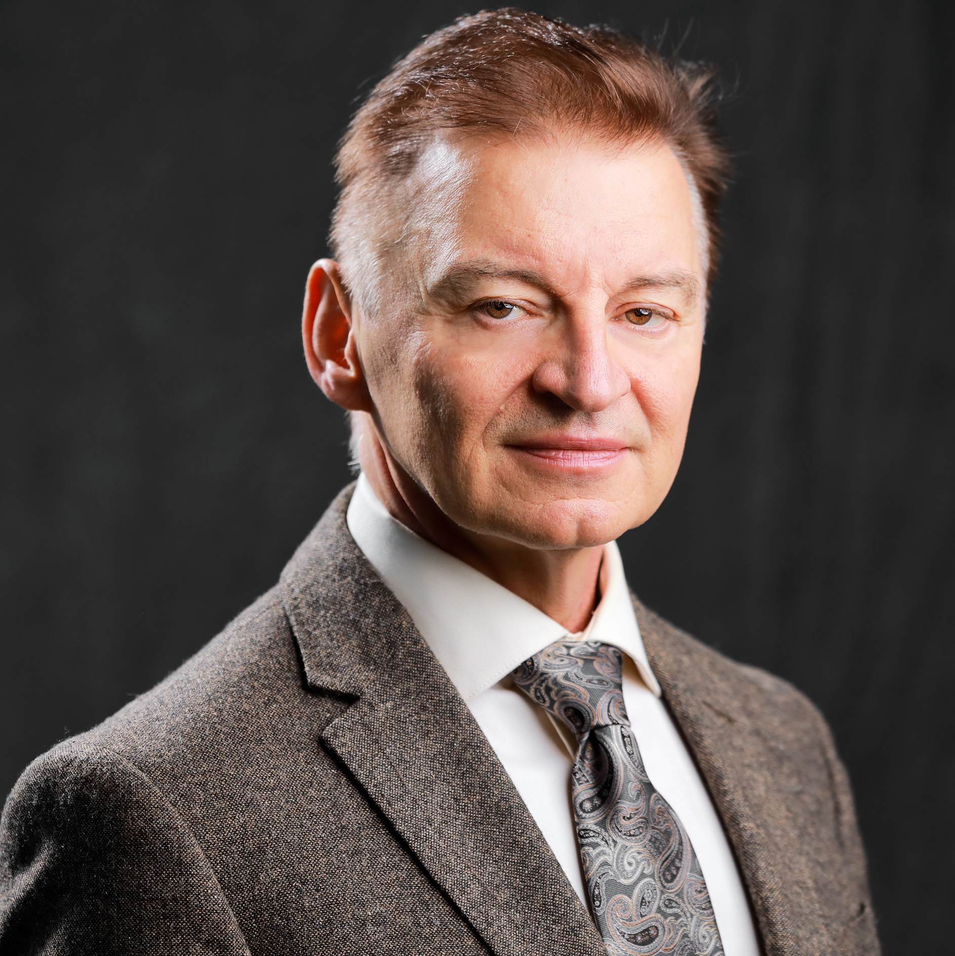 Peter Niemczyk MD, FACS, ABAARM