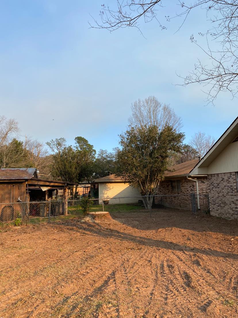 Bynog's Tree Services Image