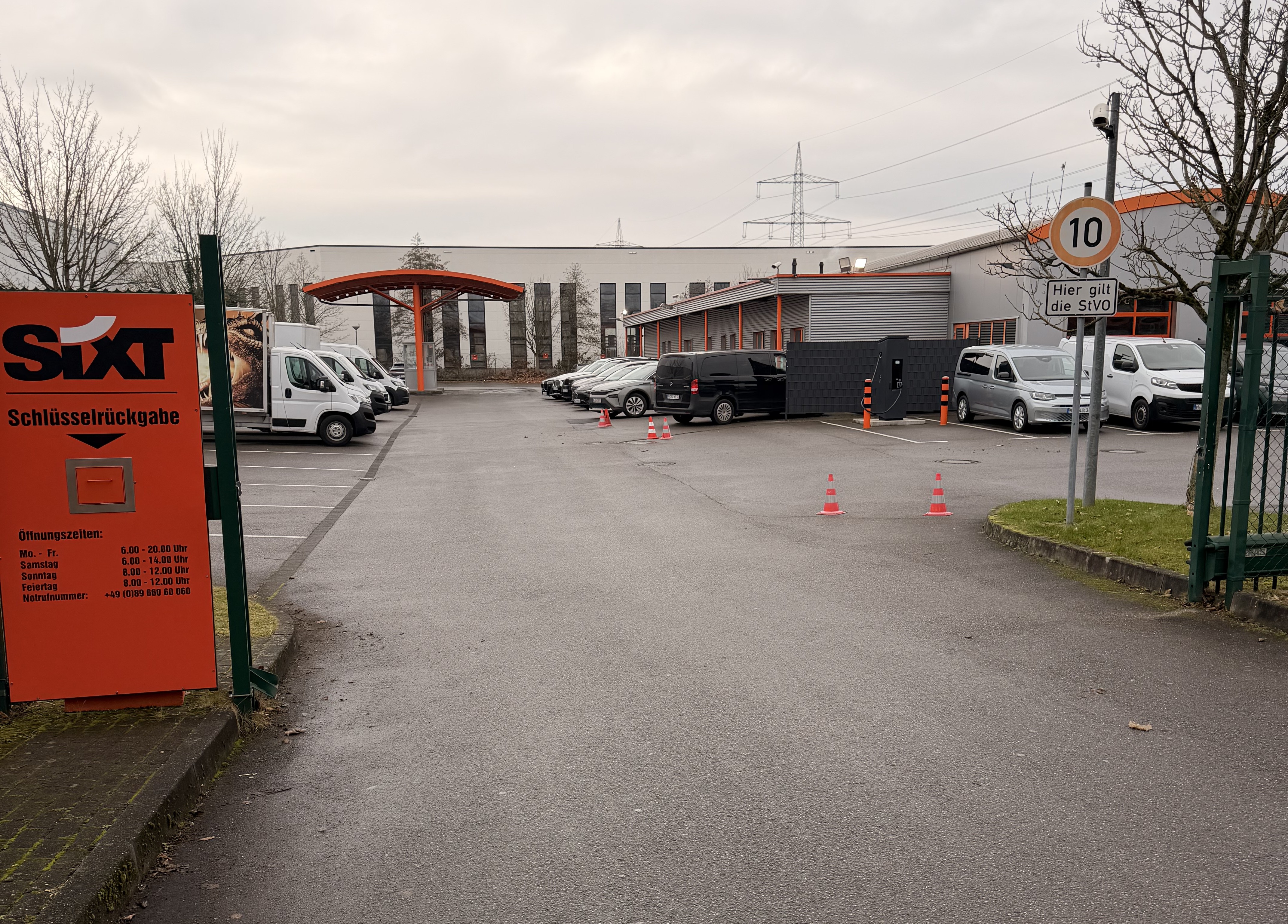SIXT Mietwagen & Transporter mieten Köln Porz/Gremberghoven, Ettore-Bugatti-Str. 2 in Köln