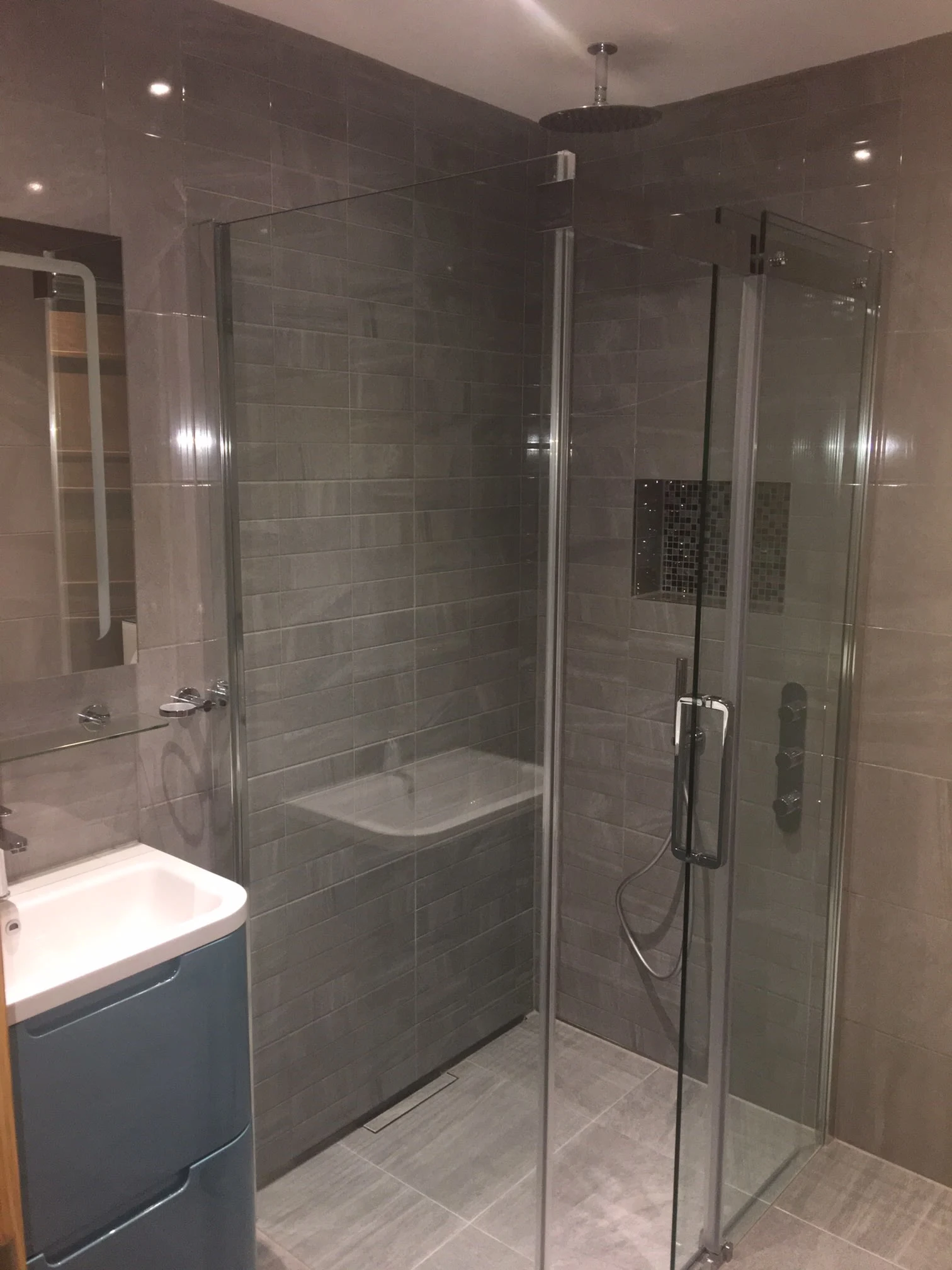 Images Austin and Jenkins Ltd