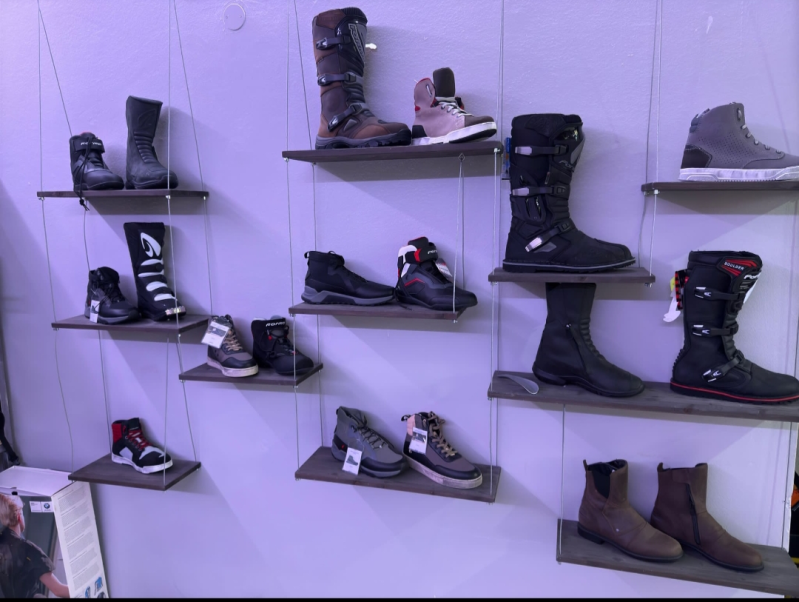 Images Motoshop Caschi e Abbigliamento Moto Bergamo