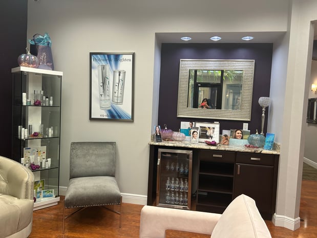 Images Natalie's Skin Solution