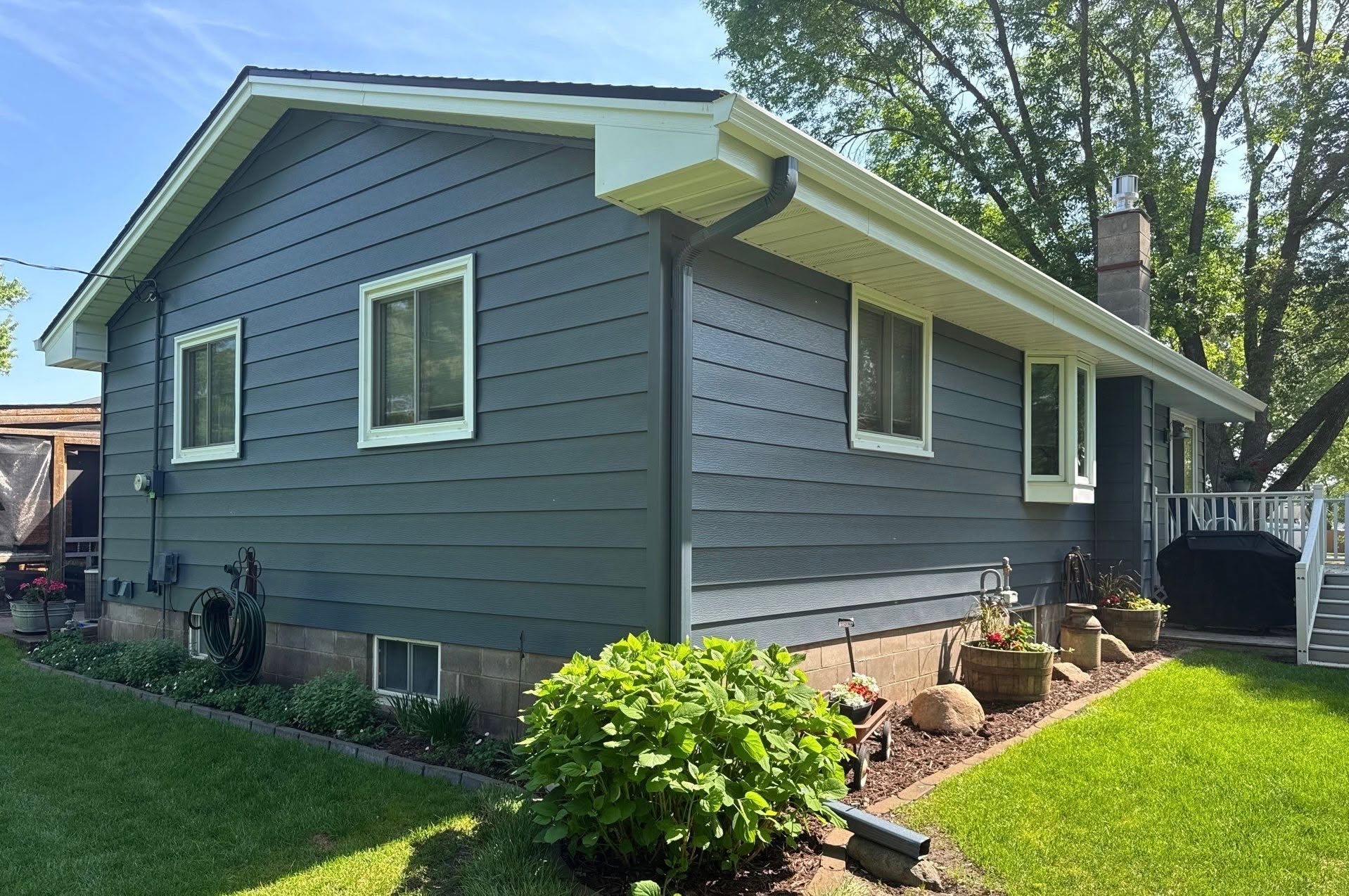 This homeowner in Dayton was tired of scraping, painting, and making repairs to aging wood siding year after year. It was time for a permanent solution.
We transformed this home with:

✔️ ABC Seamless Steel Siding
✔️ New Steel Soffit & Fascia
✔️ Seamless Gutters & Downspouts
✔️ Gutter Covers

The result? A beautiful, updated exterior with lasting curb appeal and virtually no maintenance. No more painting. No more rotting wood. Just a durable finish designed to stand the test of time.