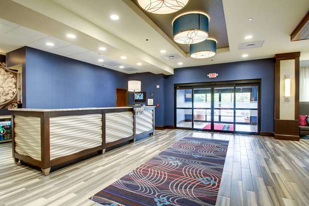 Hampton Inn & Suites Greenville Airport in Greenville, 128 The Parkway ...