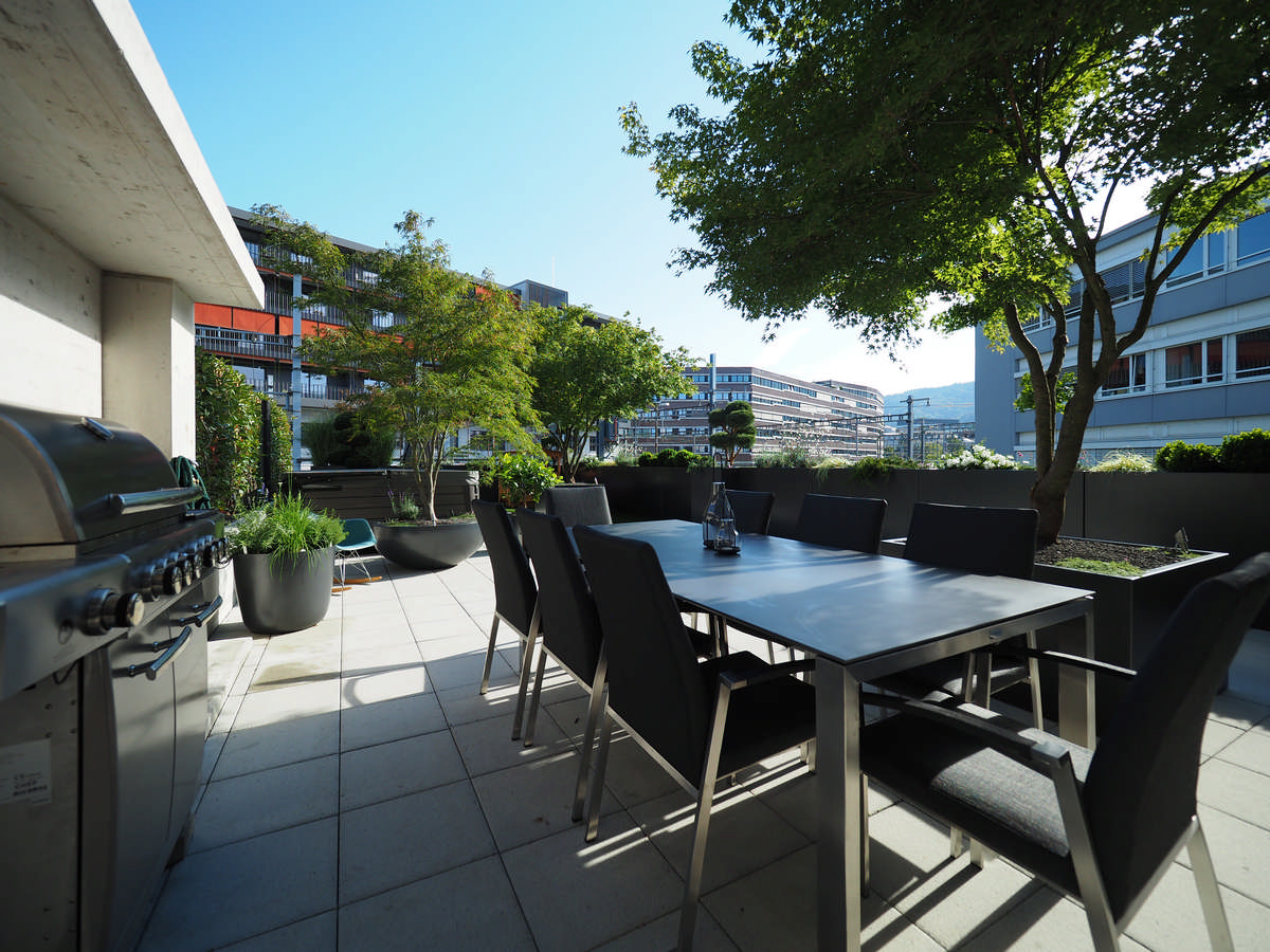 Silvedes AG, Bellevue in Brütten