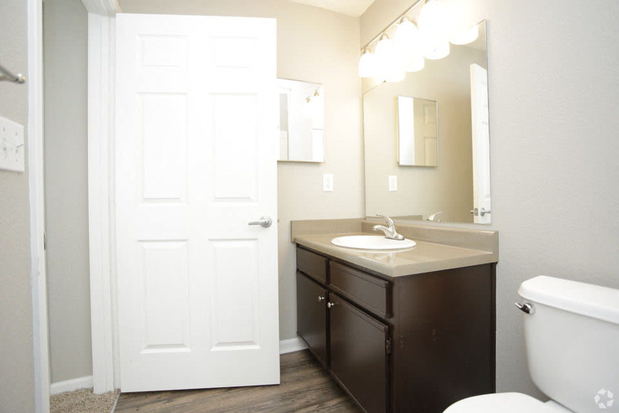 Images The Township Apartment Homes