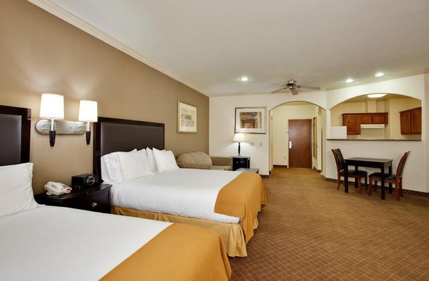 Images Holiday Inn Express & Suites la Porte, an IHG Hotel