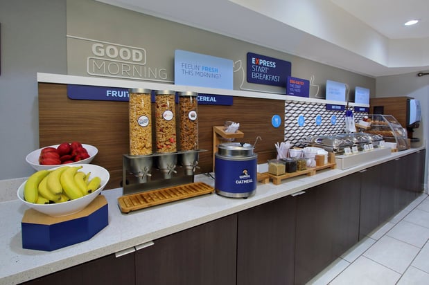 Images Holiday Inn Express & Suites Houston North - IAH Area by IHG