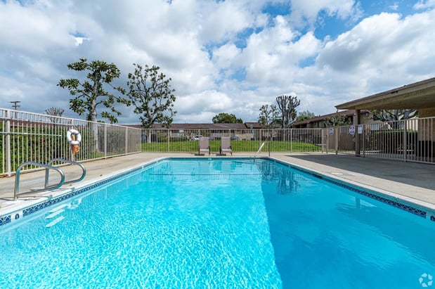 Images Colima Terrace Apts