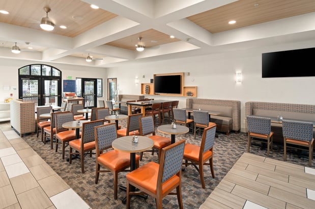 Images Holiday Inn Express & Suites Coeur D Alene I-90 Exit 11 by IHG
