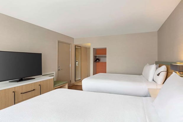 Images Hilton Garden Inn Monterey