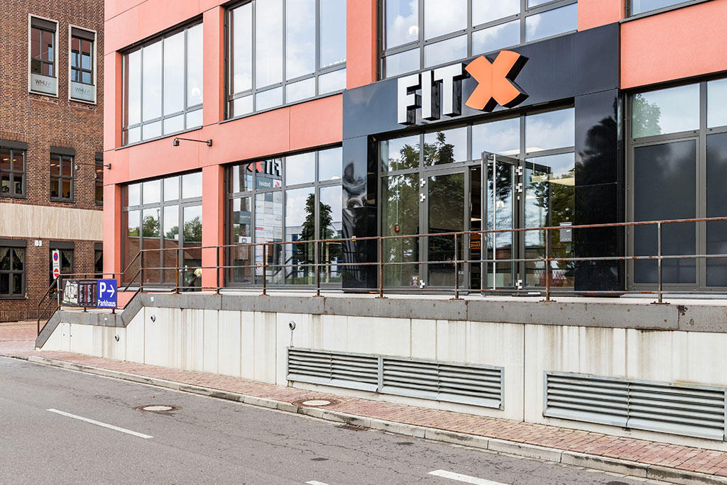 FitX Fitnessstudio, Erkrather Straße 230 in Düsseldorf