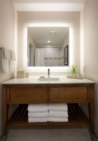 Images Redondo Beach Hotel, Tapestry Collection by Hilton