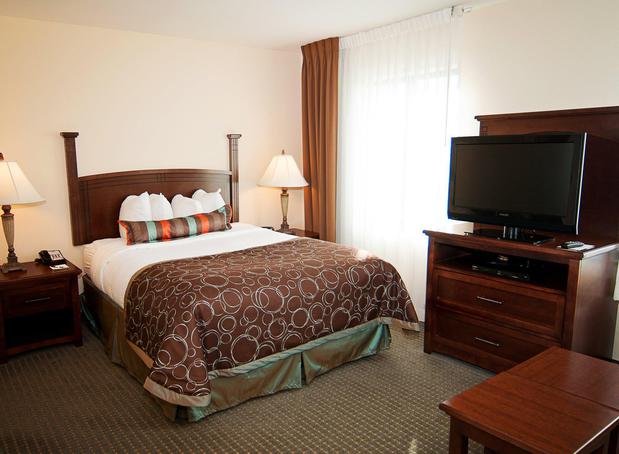 Images Staybridge Suites Wichita by IHG