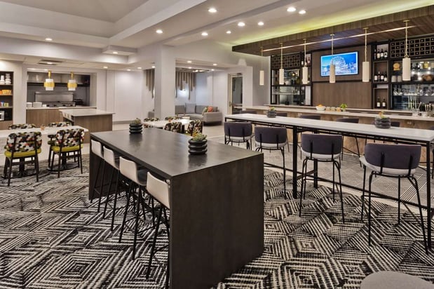 Images Hilton Garden Inn Birmingham/Lakeshore Drive
