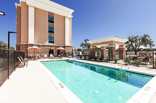 Images Hampton Inn Ozona