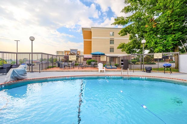 Images Hampton Inn St. Louis/Westport