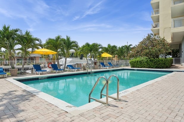 Images Five Star Premier Residences of Pompano Beach