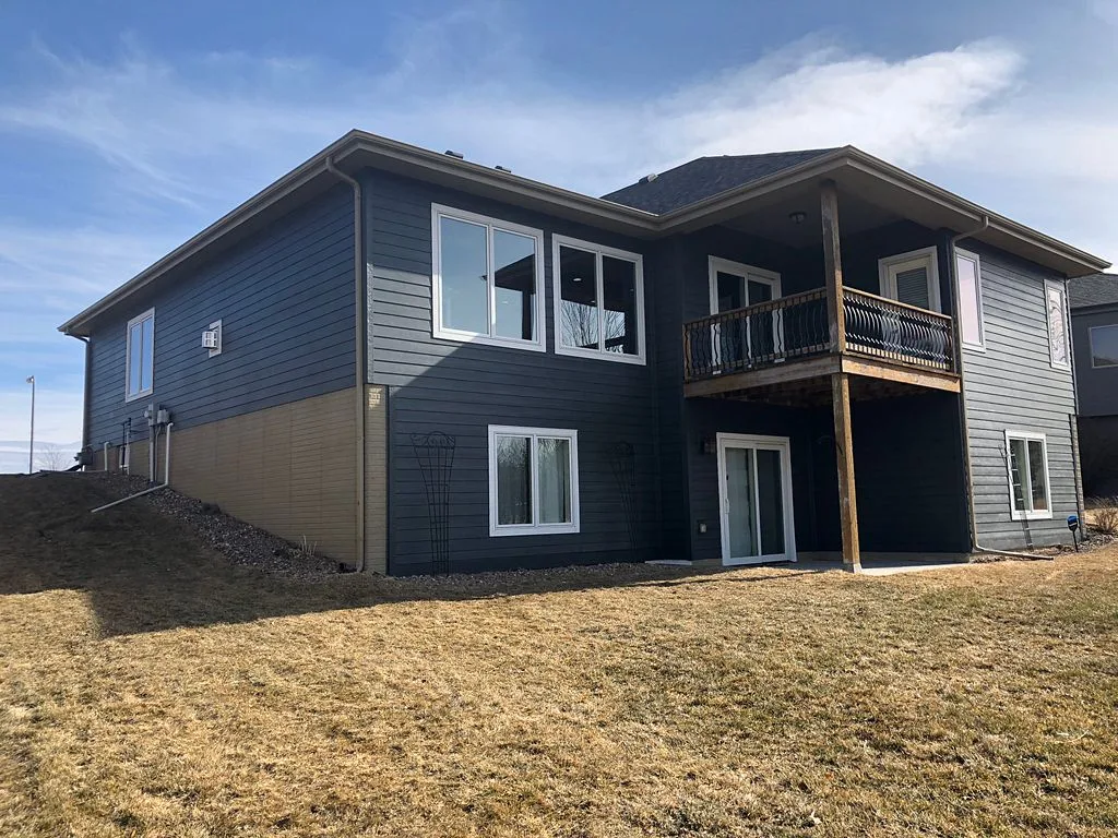 Elite Exteriors Image