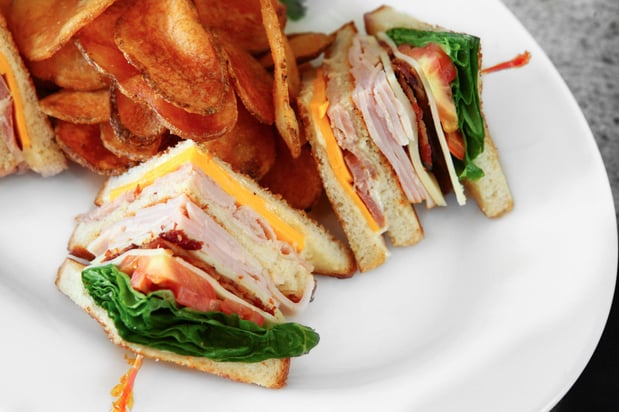 Images Holiday Inn & Suites East Peoria by IHG