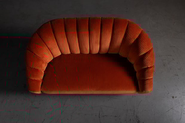 Images SENTIENT Furniture