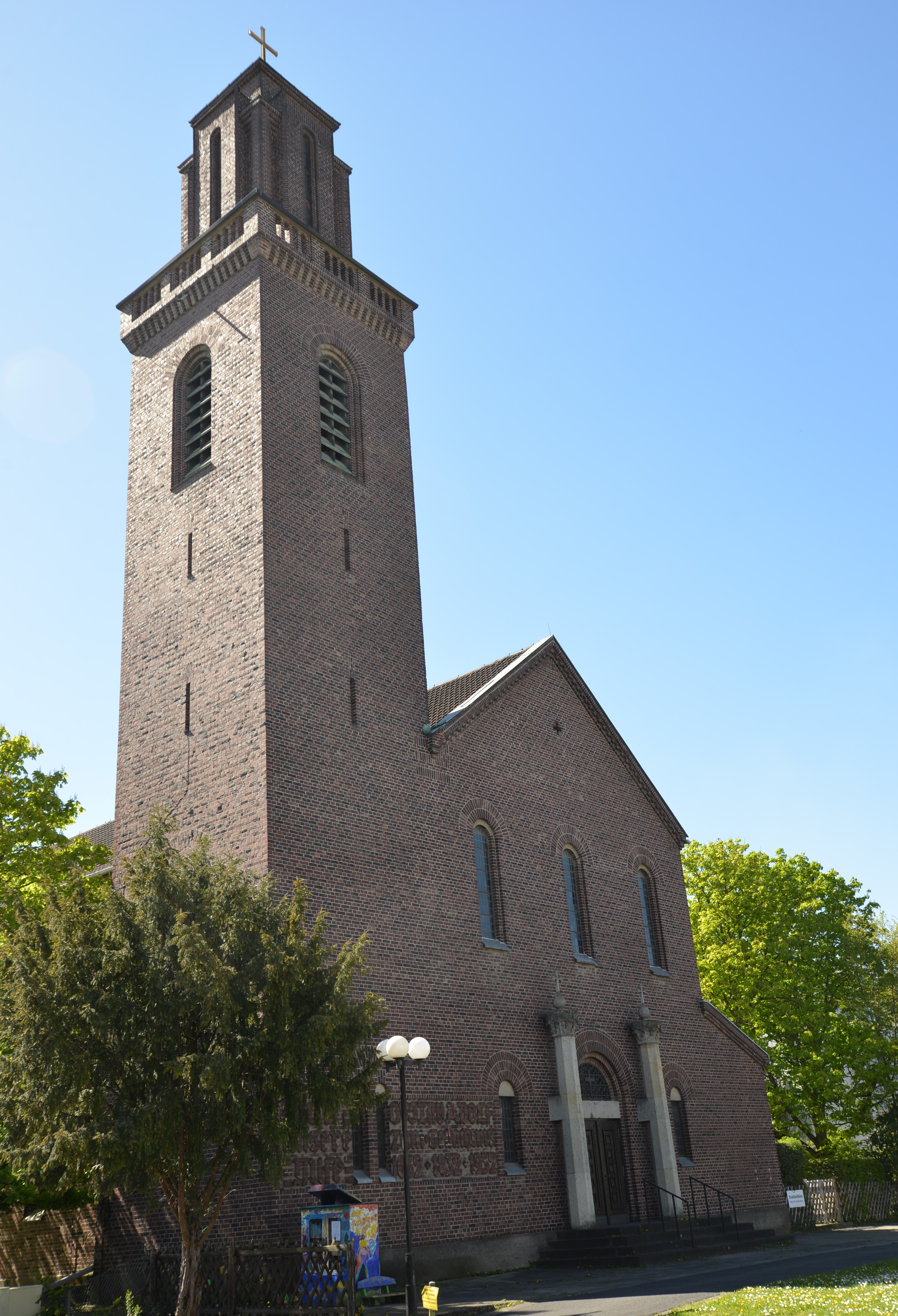 Kundenbild groß 1 Evangelische Gustav-Adolf-Kirche Amöneburg - Evangelische Oraniergedächtniskirchengemeinde