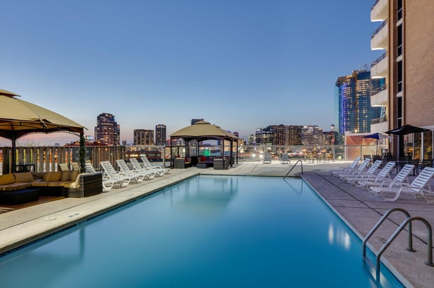 Images Crowne Plaza Dallas Downtown by IHG