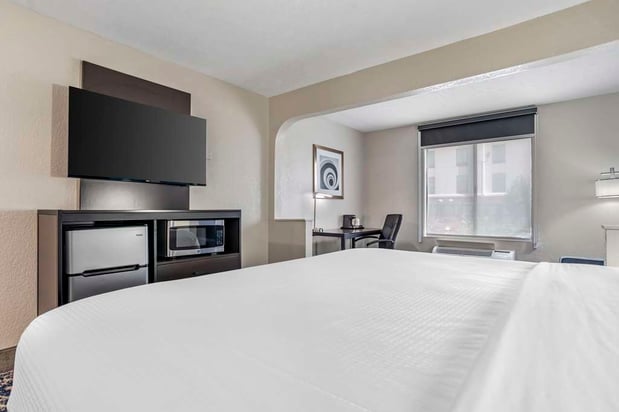 Images Best Western Canton Inn
