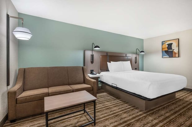 Images Best Western Plus Richmond Indiana I-70