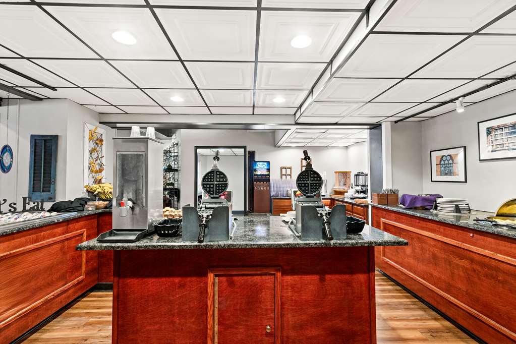 BW Williamsport PA BreakfastArea