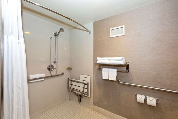 Images DoubleTree by Hilton Whittier Los Angeles