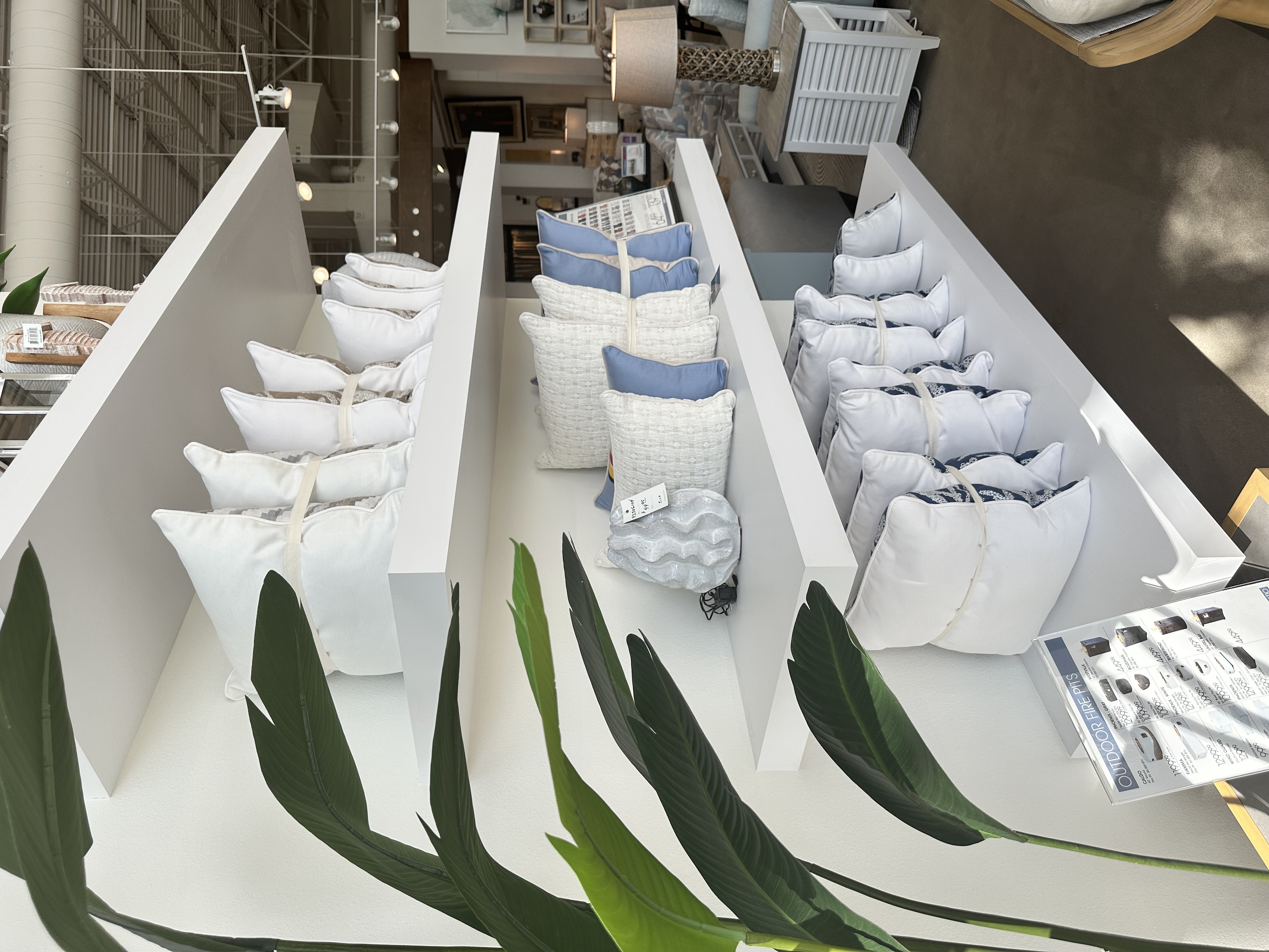 Rooms To Go Patio Image