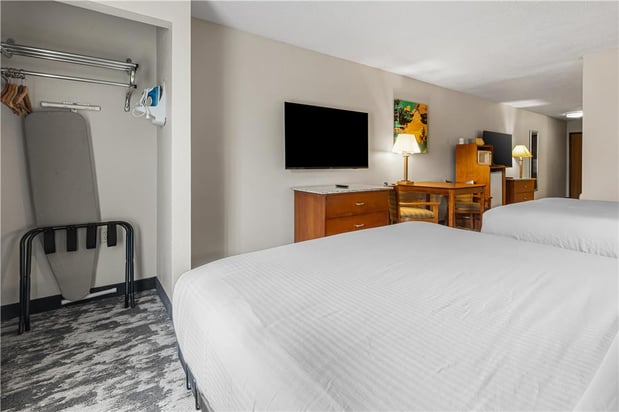 Images Best Western Ambassador Inn & Suites