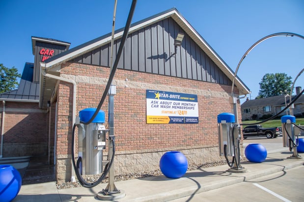 Images Star-Brite Car Wash