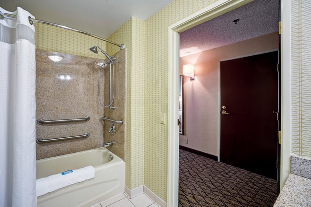 Images Holiday Inn Express & Suites Christiansburg by IHG
