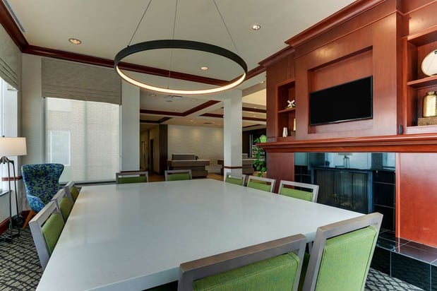 Images Hilton Garden Inn Indianapolis Airport