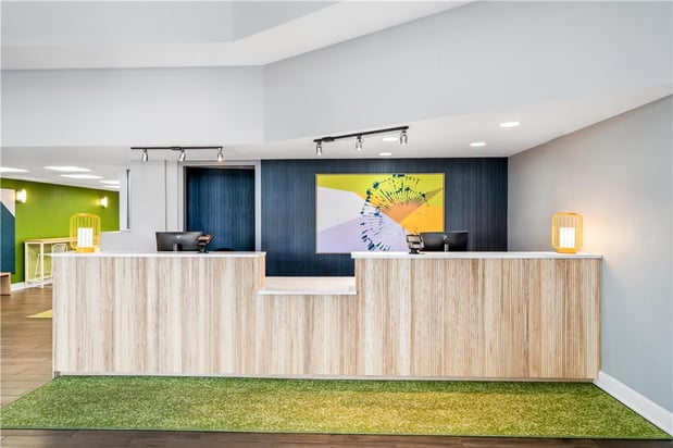 Images Spark by Hilton Orlando near Universal