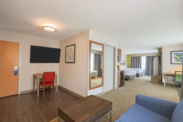 Images Holiday Inn Express & Suites Raleigh North - Wake Forest by IHG