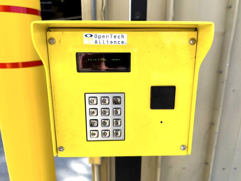 Images Extra Space Storage