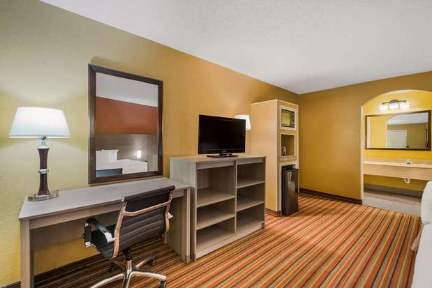 Images SureStay By Best Western Mt Pleasant