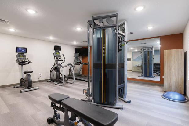 Images Candlewood Suites San Antonio - Schertz by IHG