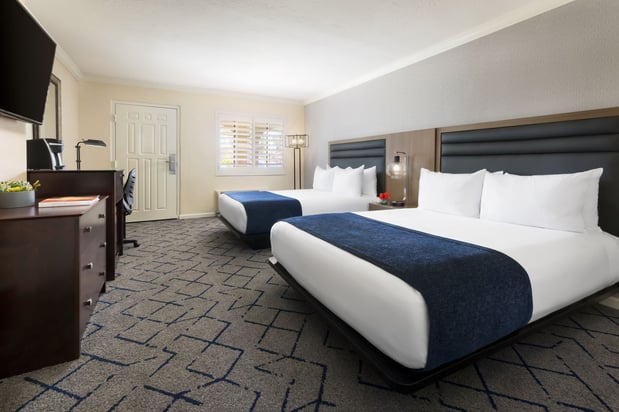 Images Scottsdale Plaza Resort
