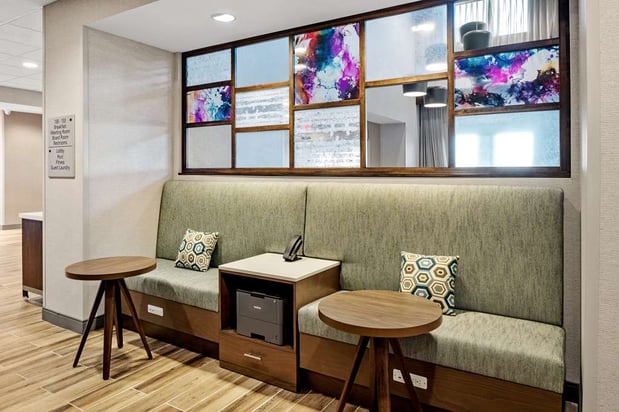 Images Hampton Inn Suites Cincinnati West