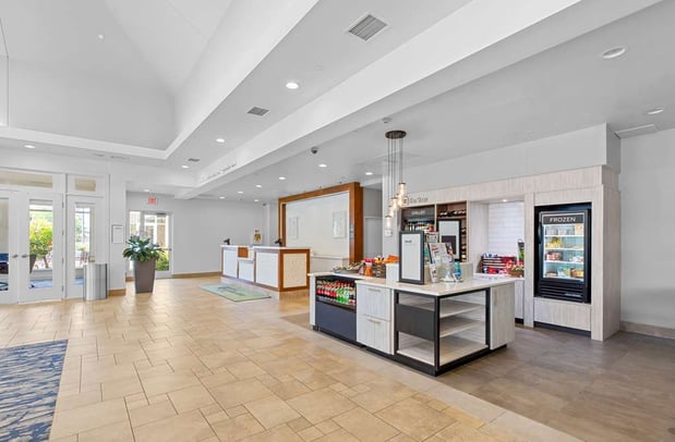 Images Hilton Garden Inn Auburn
